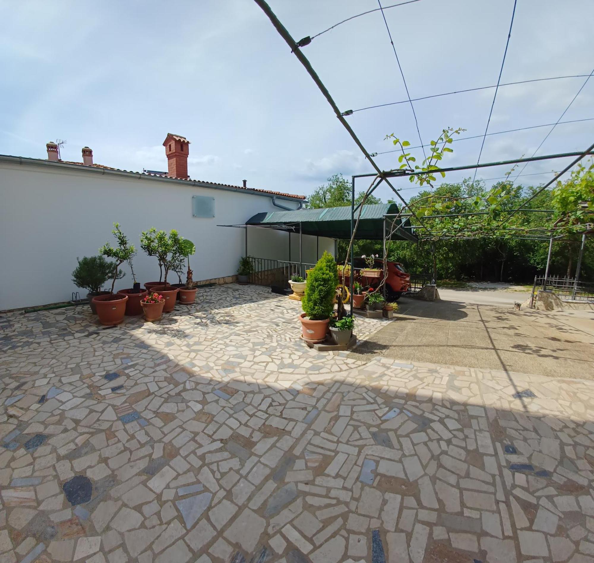 Mirko Apartament