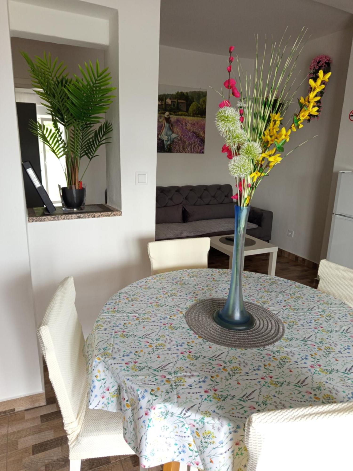 Mirko Apartament
